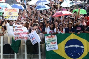 Reedição da Marcha da Família com Deus, pela Liberdade, em 2013