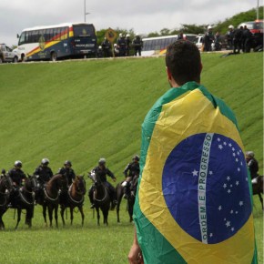 Geração sem causa vira fantoche da&nbsp;oligarquia