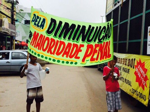 A contradição explicita na foto