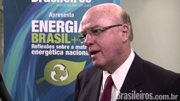 Almirante peitou os EUA. Agora deram um jeito de enfiá-lo na Lava Jato e vazam seletivamente. Fica cada vez mais evidente que não é a corrupção, mas sim as importantes empresas nacionais e nossas riquezas que são o alvo da Lava Jato.