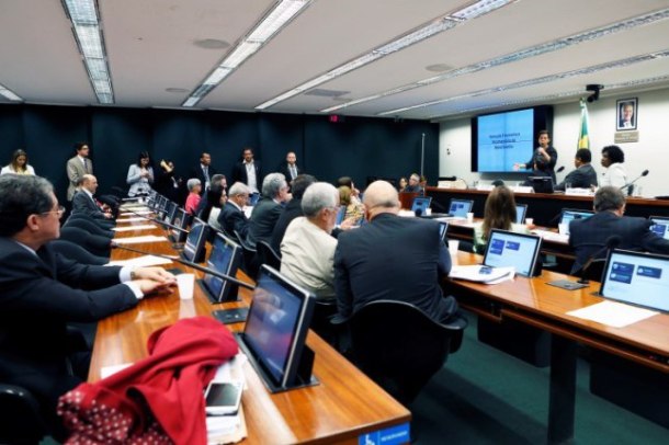 896c03f7-32a4-42ba-856a-d9307bcaec3c