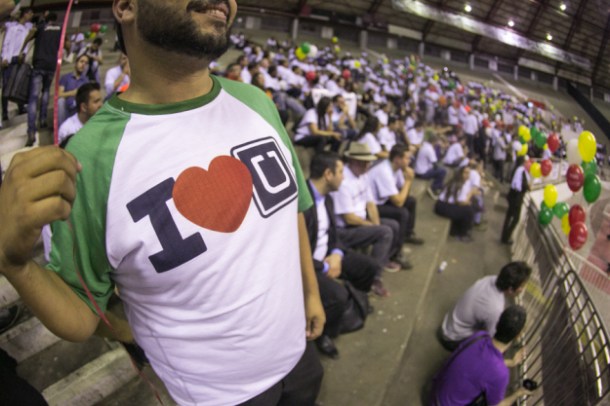 Para Tarso Genro, modelo do Uber transfere para o trabalhador prestador dos serviços os riscos inerentes à atividade econômica da empresa. (Foto: Guilherme Santos/Sul21)
