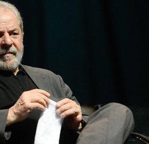 Afinal, por que querem tanto prender Lula? (Por Ribamar&nbsp;Fonseca)