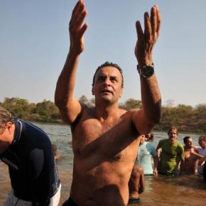 Pior que condução coercitiva: a PF tirou Aécio da praia para&nbsp;depor