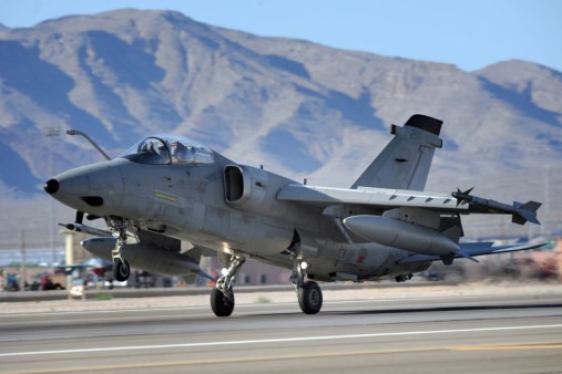 amx_embraer_25-960x640