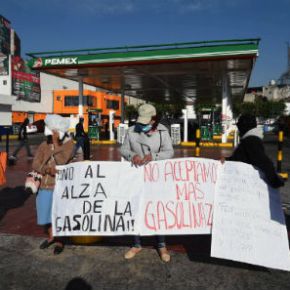 Protestos no México fizeram Petrobras segurar preço da gasolina e só subir&nbsp;diesel