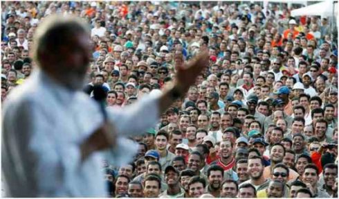 lula_comicio_curitiba-563x330