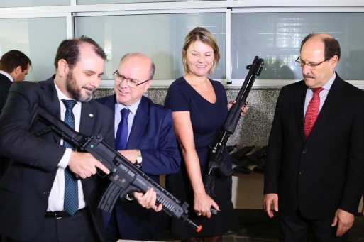 Armas