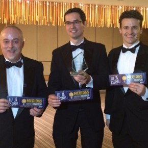 Vivendo num mundo à parte e não num país quebrado, procuradores ganham aumento de&nbsp;16%