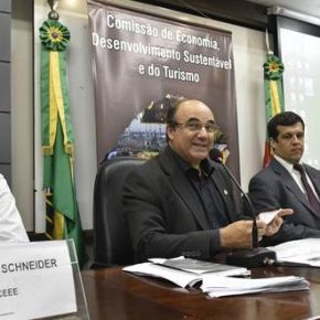 Audiência debateu acesso da pequena geração de energia ao sistema de&nbsp;distribuição