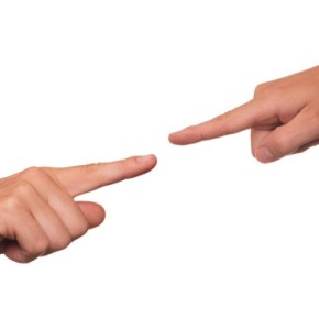 Investigado, difamado, exilado e sepultado (Por Rogério Christofoletti Sobre a morte do Reitor da&nbsp;UFSC)