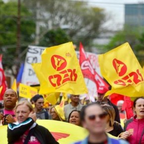 Justiça Decide: Sartori não pode cortar ponto de Professores em&nbsp;Greve