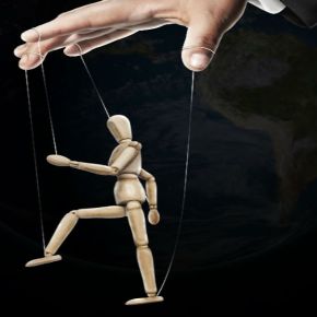Câmeras escondidas usadas para medir e manipular visões políticas ao redor do&nbsp;mundo.