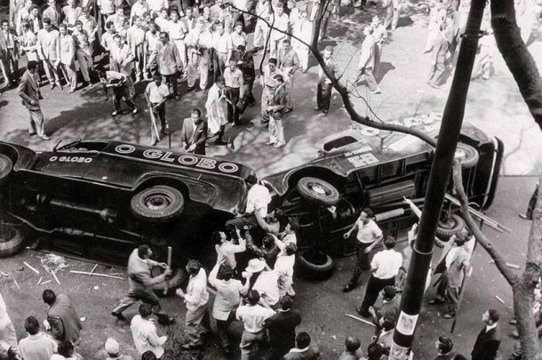 Rebelião popular em 1954 identificou a grande mídia como responsável pelos acontecimentos