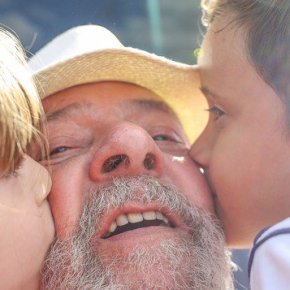 2018: COMEÇA A LUTA PELA VOLTA DA&nbsp;DEMOCRACIA