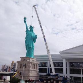 Esta tua Estátua não me engana (Por Adeli&nbsp;Sell)