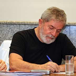 Lula escreve no Le Monde: Por que eu quero voltar a ser&nbsp;presidente