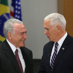 Brasil passando Vergonha: Vice-Presidente dos EUA trata Temer como&nbsp;serviçal