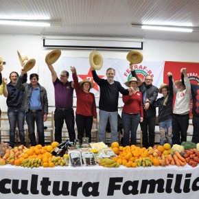 Tortelli participa do encerramento da atividade em Erechim ao lado de Miguel&nbsp;Rossetto