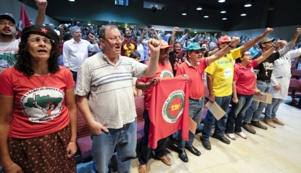 ato-grevistas-gustavo-850x491