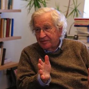 Noam Chomsky visita Lula na prisão nesta&nbsp;quinta-feira