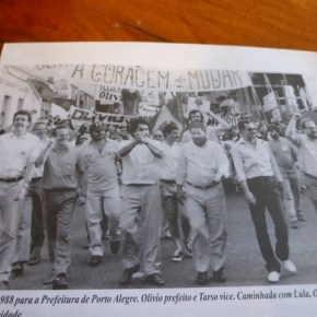 A ONDA. VERMELHA. (Por Selvino&nbsp;Heck)