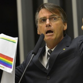 Fascismo já esta nas ruas: Aos gritos de “Bolsonaro” homens assassinam&nbsp;travesti