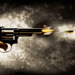 Bolsonaro libera posse de armas, mas só para ricos: licença para porte arma de fogo custa no mínimo R$ 4&nbsp;mil