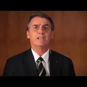 O “foro íntimo” do Bolsonaro tá mais sujo que pau de galinheiro e ele “ta cagado de medo” do Bebianno revelar mais que&nbsp;laranjas