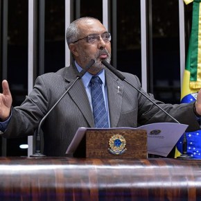 Senador Paim alerta para uso descontrolado de agrotóxicos no Brasil e no Rio Grande do&nbsp;Sul