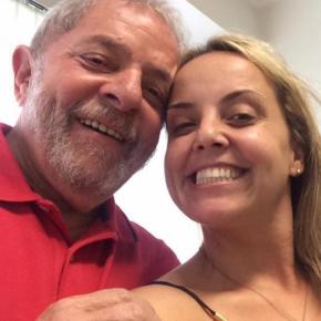 Filha de Lula vende ovos de Páscoa para garantir&nbsp;renda