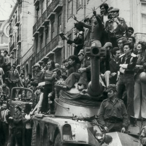 Há 45 anos os portugueses derrubavam a Ditadura fascista de&nbsp;Salazar