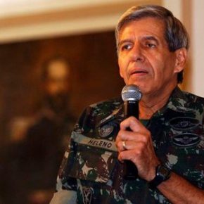 General Heleno, citado em chacina de haitianos, pede prisão perpétua para Lula por suas&nbsp;idéias