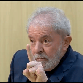 Lula: nem o Bolsonaro acreditava que ganharia a eleição. Aquela facada foi muito&nbsp;estranha