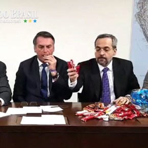 Bolsonaro corta dinheiro de creches, educação básica, alfabetização e ensino&nbsp;técnico