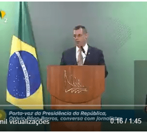 Vídeo: Porta-voz de Bolsonaro diz que Glenn cometeu crime, mas não consegue dizer&nbsp;qual