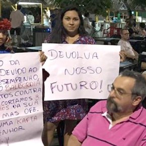 Ativistas escracham Weintraub no&nbsp;Pará!