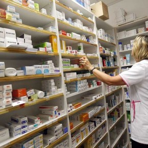 Suspensão de contratos deve elevar preços de remédios e agravar desabastecimento