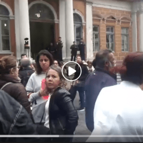 Porto Alegre: Prefeito demite 1.840 servidores da SAÚDE e 840 mil pessoas podem ficar sem atendimento&nbsp;(Vídeo)