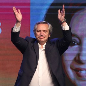 Presidente eleito na Argentina diz que visita a Lula ajudou em sua&nbsp;campanha