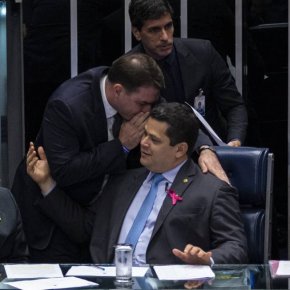 Senadores usam Abono Salarial pra mandar”recado” ao Governo: Querem 30% do butim da privataria do petróleo do&nbsp;Pré-Sal