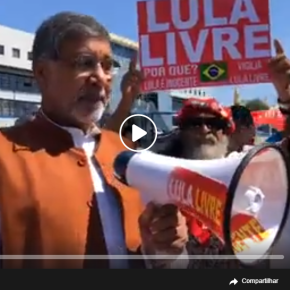 Ganhador do Prêmio Nobel da Paz, Kailash Satyarthi, visita Lula na prisão.veja como foi a visita&nbsp;(Vídeo)