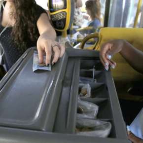 Porto-alegrense gasta 23% do salário mínimo com transporte e empresas de Ônibus querem mais 10% de aumento na&nbsp;tarifa
