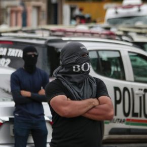 Quando a polícia bandida quer mandar na&nbsp;sociedade