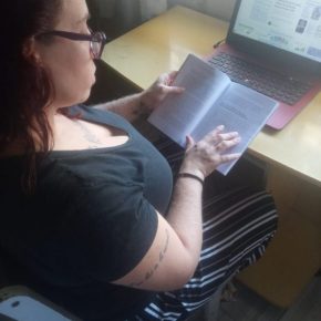 Sem estrutura ou recursos, educadores estaduais do RS driblam limitações para garantir ensino a&nbsp;distância