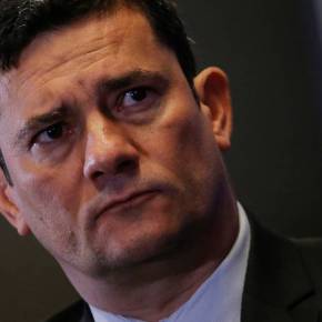 Moro é Prevaricador e Prevaricação é Crime. Logo, Moro é criminoso&nbsp;reincidente!