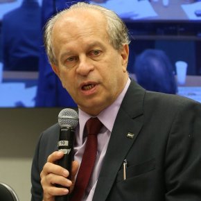 Renato Janine: o horror do meme do caixão em restaurante de&nbsp;Gramado