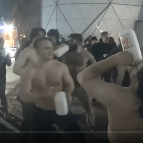 Haddad diz sentir nojo de Bolsonaro, que fez gesto de supremacista branco, após morte de&nbsp;negros