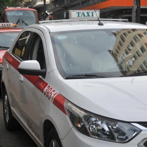 Câmara de Veradores de Porto Alegre aprovou suspensão de taxas para táxis e veículos&nbsp;escolares