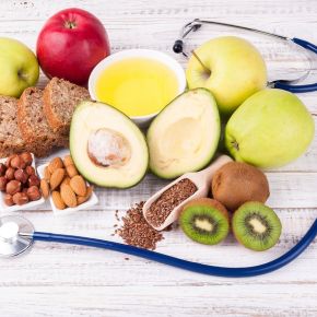 Confira 13 alimentos que ajudam a controlar a&nbsp;diabetes